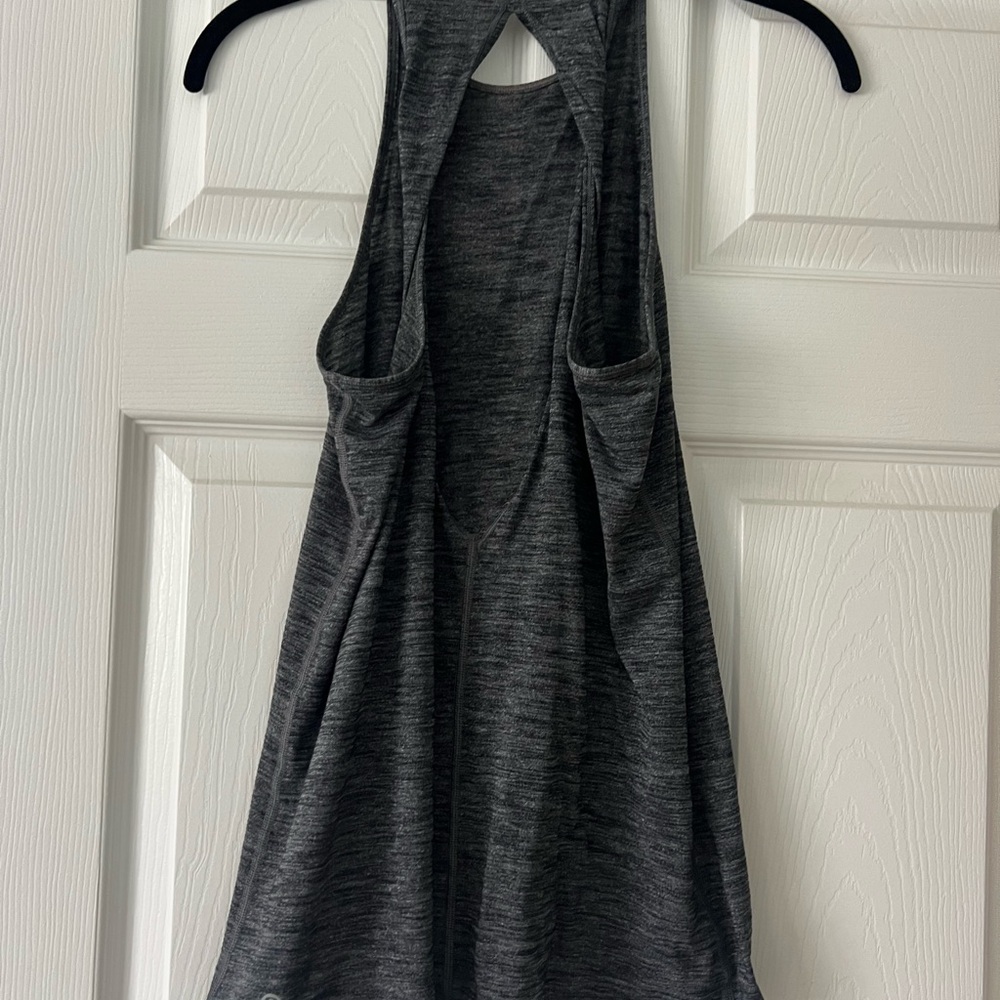 Lululemon Athletica Gray Cut Out Tank Top Relaxed Fit